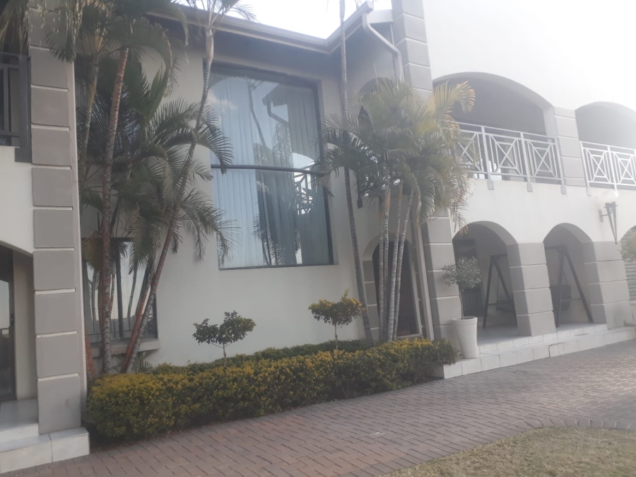 4 Bedroom Property for Sale in Zinniaville North West